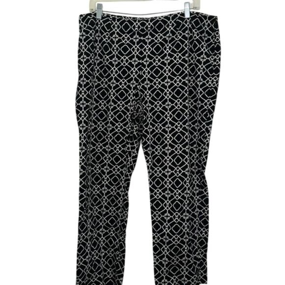 Charter Club Classic Fit Black & White Geometric Print Pants Size 16 - Picture 1 of 7